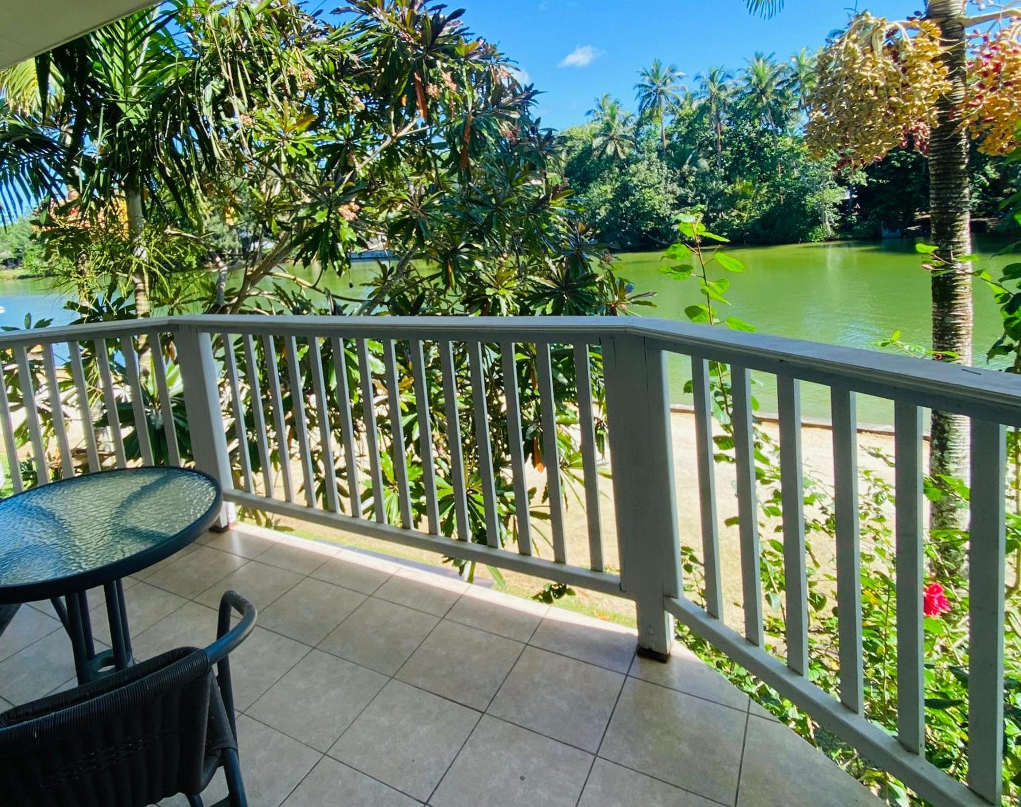 Tropicana Lagoon Apartments Port Vila Exteriör bild
